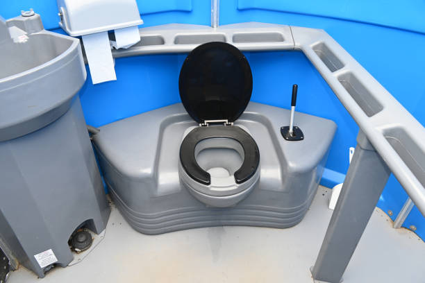 Best Construction site porta potty rental  in Tn Lakes, WI